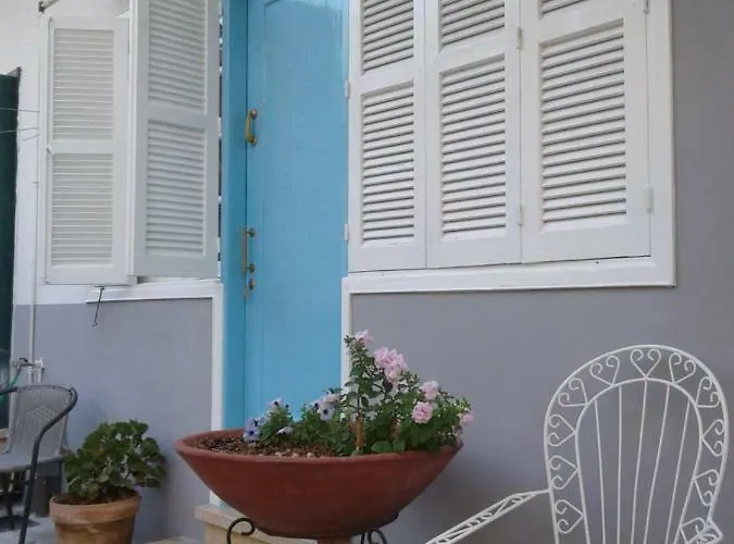 Lägenhet Sparrows Nest Larnaca